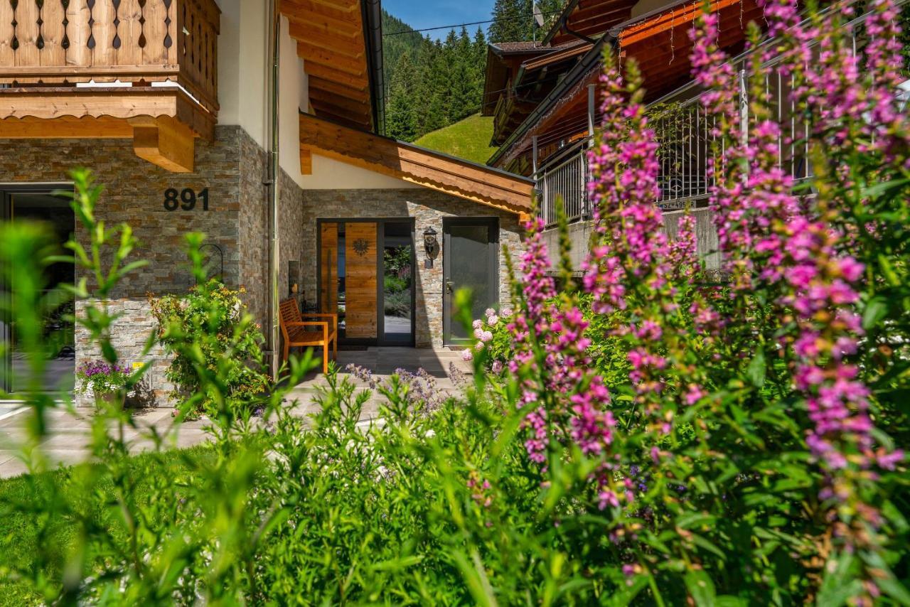 Chalet Alpendomizil Ahorn Mayrhofen Buitenkant foto